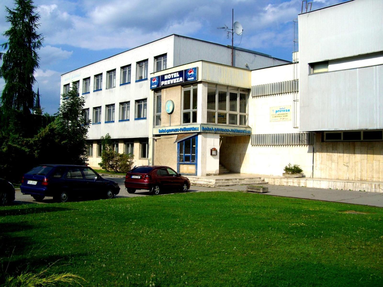 Hotel Preveza Спишска-Нова-Вес Экстерьер фото